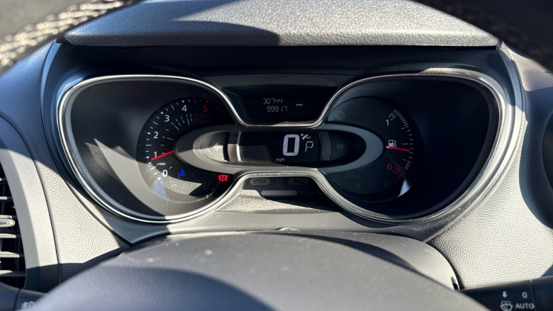 Renault Captur 1.5 dCi 90 Iconic 5dr EDC Diesel Hatchback